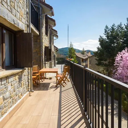 Casa Con Jardin En Hecho Villa Exterior photo